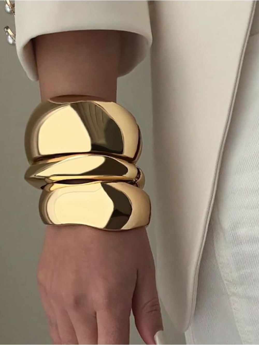 14K Gold Plated Oversized Bangle Bracelet Set - Picture 3 of 8